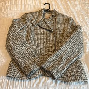 Scandal edition zip front blazer